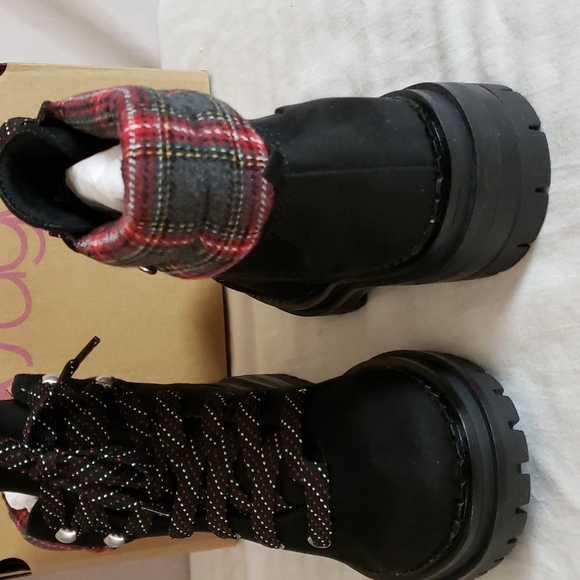 NEW Sugar Rave Plaid Cuff Hiker Boot - Picture 7 of 12